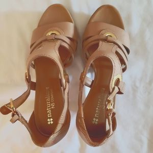 Naturalizer Womens Size 4.5 Shoes